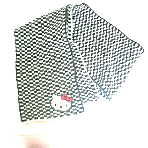 EUC SANRIO HELLO KITTY Knit scarf - Picture 3 of 6